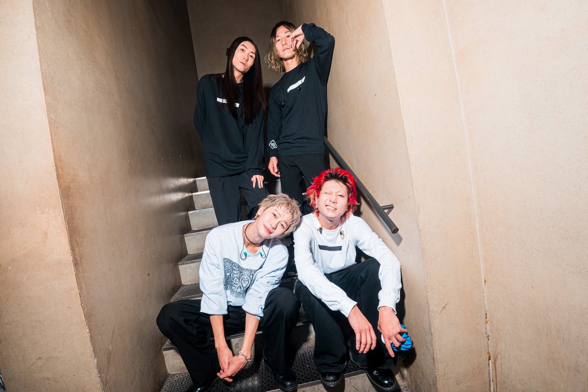 IvytFG's tweet image. Ivy to Fraudulent Game 15th Anniversary 
💥🥊 𝘽𝘼𝙏𝙏𝙇𝙀𝙎 𝙩𝙤𝙪𝙧 𝟮𝟬𝟮𝟱 🥊💥

ツアーファイナル O-EAST公演ありがとうございました💫
全20公演のツアーで出会ってくれたみなさん、またお会いしましょう！

本日のセトリプレイリストはこちらから💁‍♂️
🔗 lit.link/ivytofraudulen…

#itfg_15th