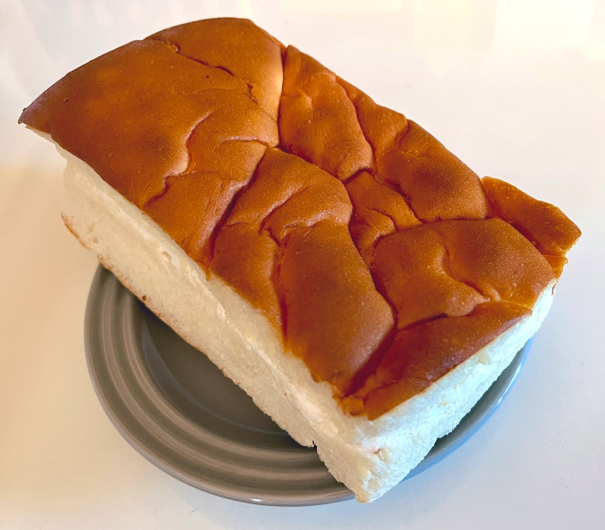 牛乳ぱんページ いつぞやツイッターでバズっていたのを見かけたことのある牛乳パンがお