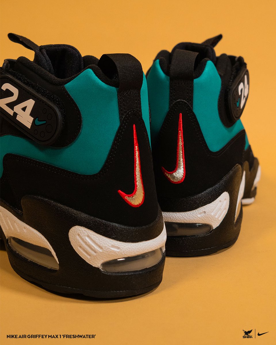 A colorway every ’90s kid remembers The Griffey Max 1 “Freshwater” is back and still as cold as ever 💧

Bring the nostalgia home: ow.ly/Nc7j50XAg5c