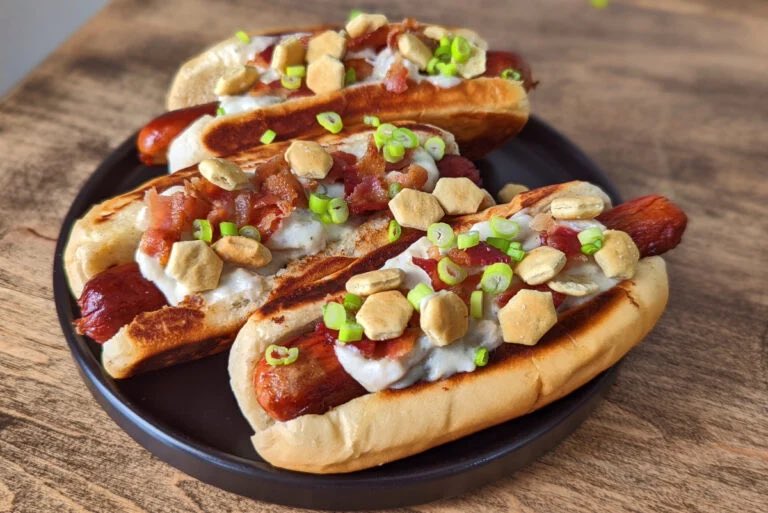 Romomos_'s tweet photo. Yall heard of a clam chowder hot dog??
A Chamdog if you will https://t.co/80tKIJ9ICo