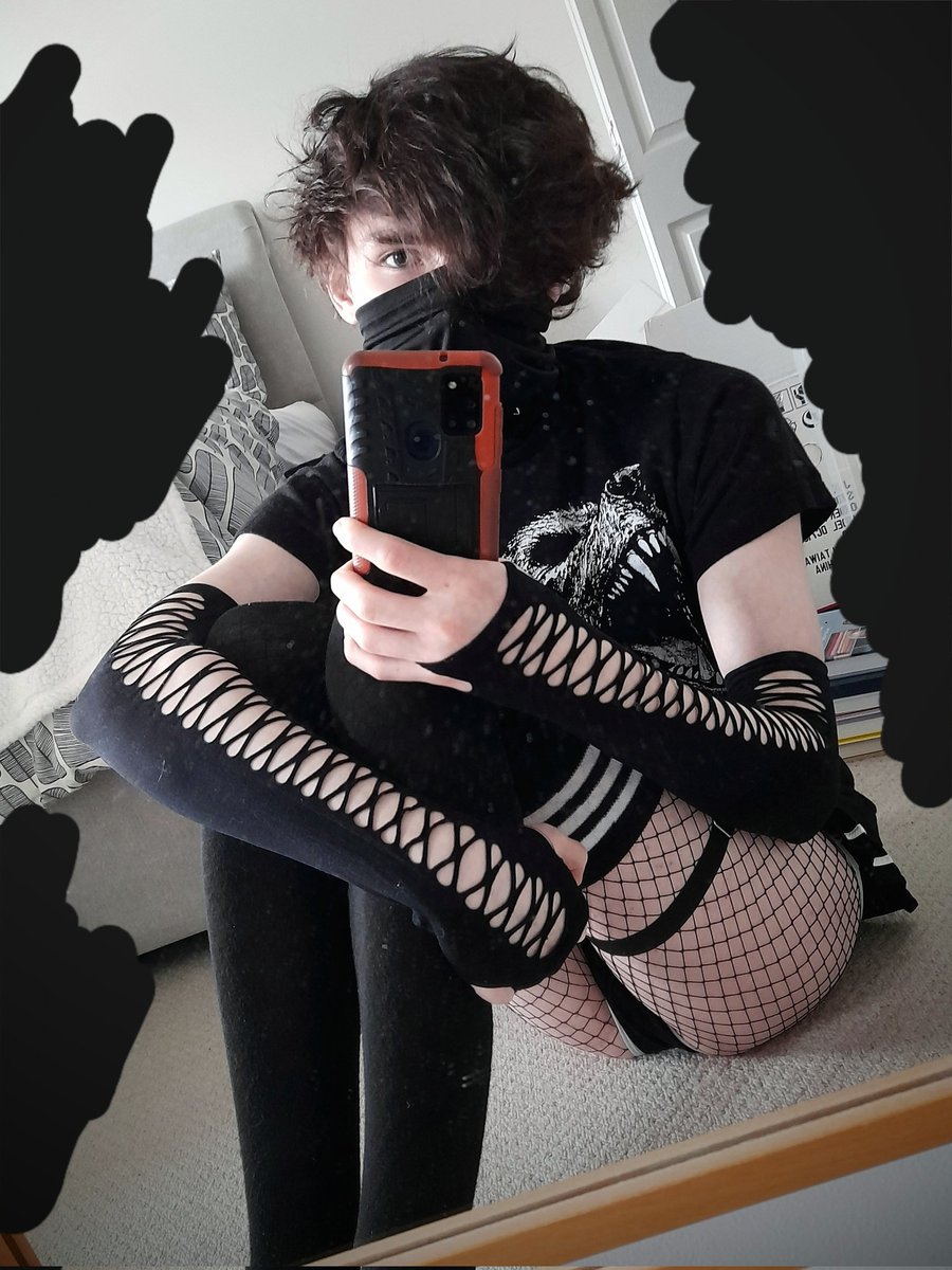 Slutposting #femboy slop to draw attention to the fact that i have been WRONGFULLY suspended!! 😭