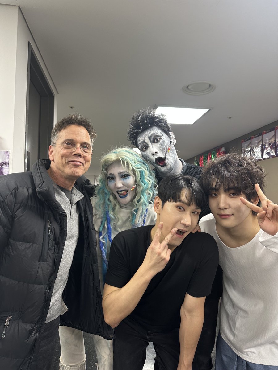 Ivan Menchell tweet media