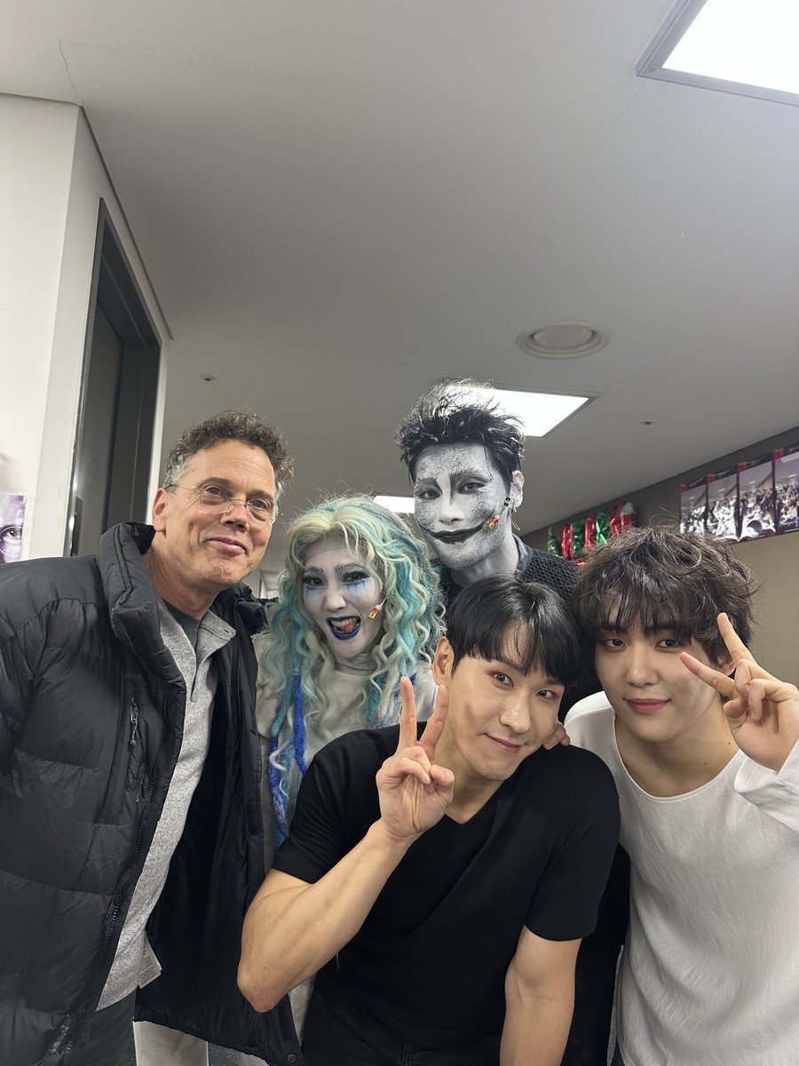 Ivan Menchell tweet media