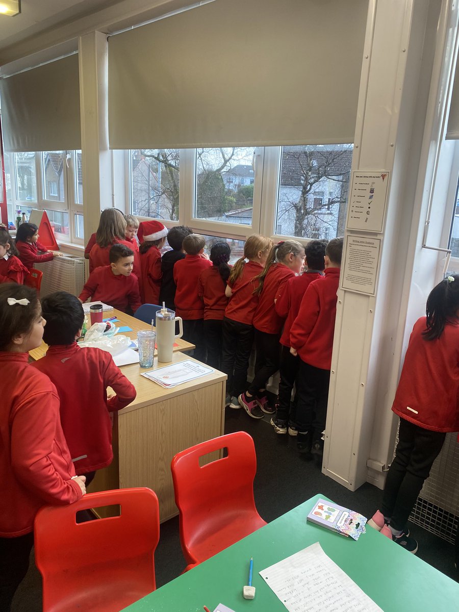 Miss Mckerron tweet media