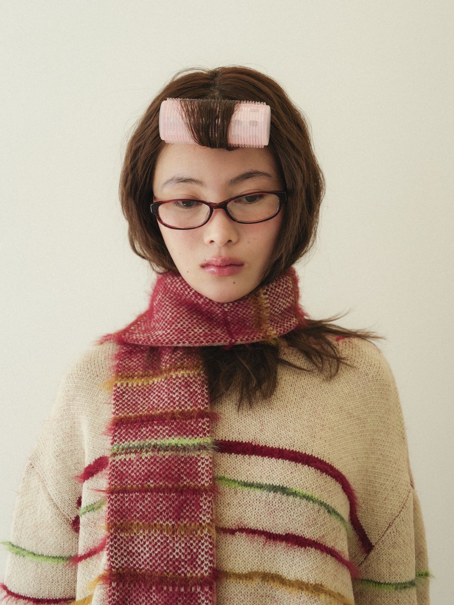 pammofficial's tweet photo. 冬は、深めの赤が一番似合う季節です🧣 https://t.co/ksTY2IRVMW