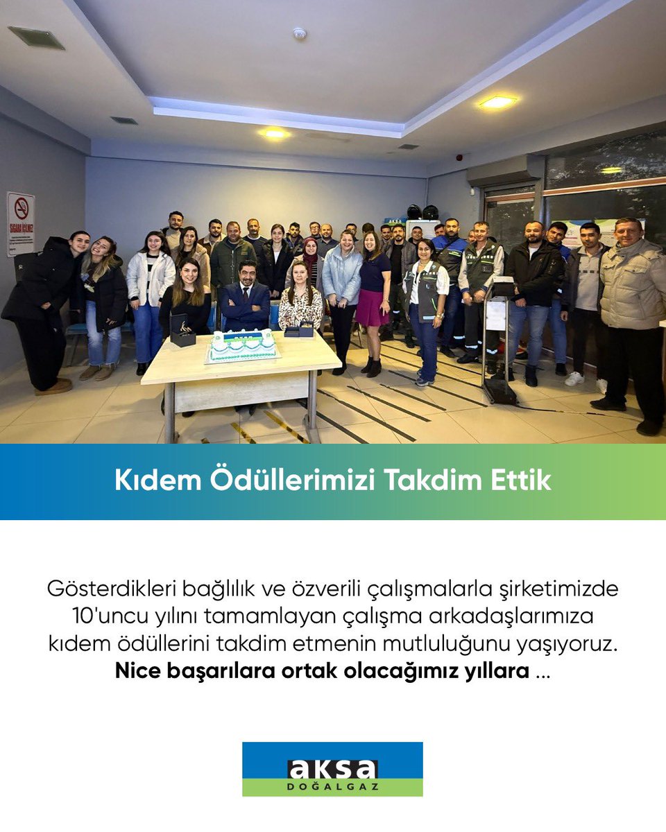 Gösterdikleri bağlılık ve özverili çalışmalarla şirketimizde 10'uncu yılını tamamlayan çalışma arkadaşlarımıza kıdem ödüllerini takdim etmenin mutluluğunu yaşıyoruz.
Nice başarılara ortak olacağımız yıllara..