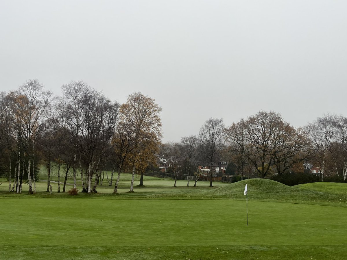 GolfGeek6's tweet image. Great week catching up with clients and meeting new faces — moments that make this industry great. 

Sustainability, board pressures, worm cast removal, spray intervals &amp;amp; managing wear are front of mind as we head into the festive period 🧠 

Footy schedules now relentless! 🌱