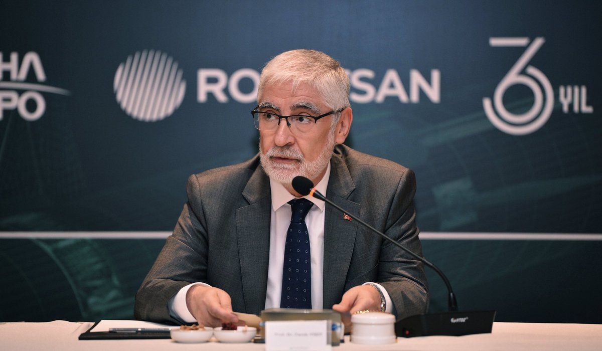 roketsan's tweet photo. Yönetim Kurulu Başkanımız Sn. Prof. Dr. Faruk Yiğit’in, Cumhurbaşkanımızın tensipleriyle Abant İzzet Baysal Üniversitesi Rektörlüğü’ne atanması dolayısıyla kendisini tebrik ediyoruz.

Akademik birikimi ve tecrübesiyle yükseköğretim camiasına değerli katkılar sunacağına inanıyor, yeni görevinde kendisine başarılar diliyoruz.

@_FYigit