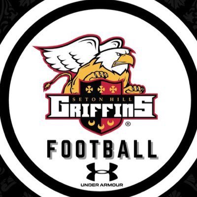 Travis_rack's tweet photo. Had a great conversation with @CoachKevinMay and I am blessed to receive and offer from @setonhill https://t.co/g2cD991gOe