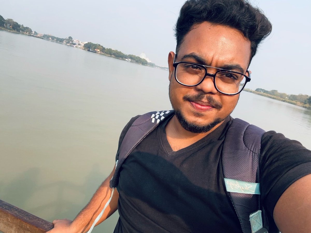 MirRaju64856400's tweet photo. Hello guys 😊 https://t.co/oGbFT1qRoR