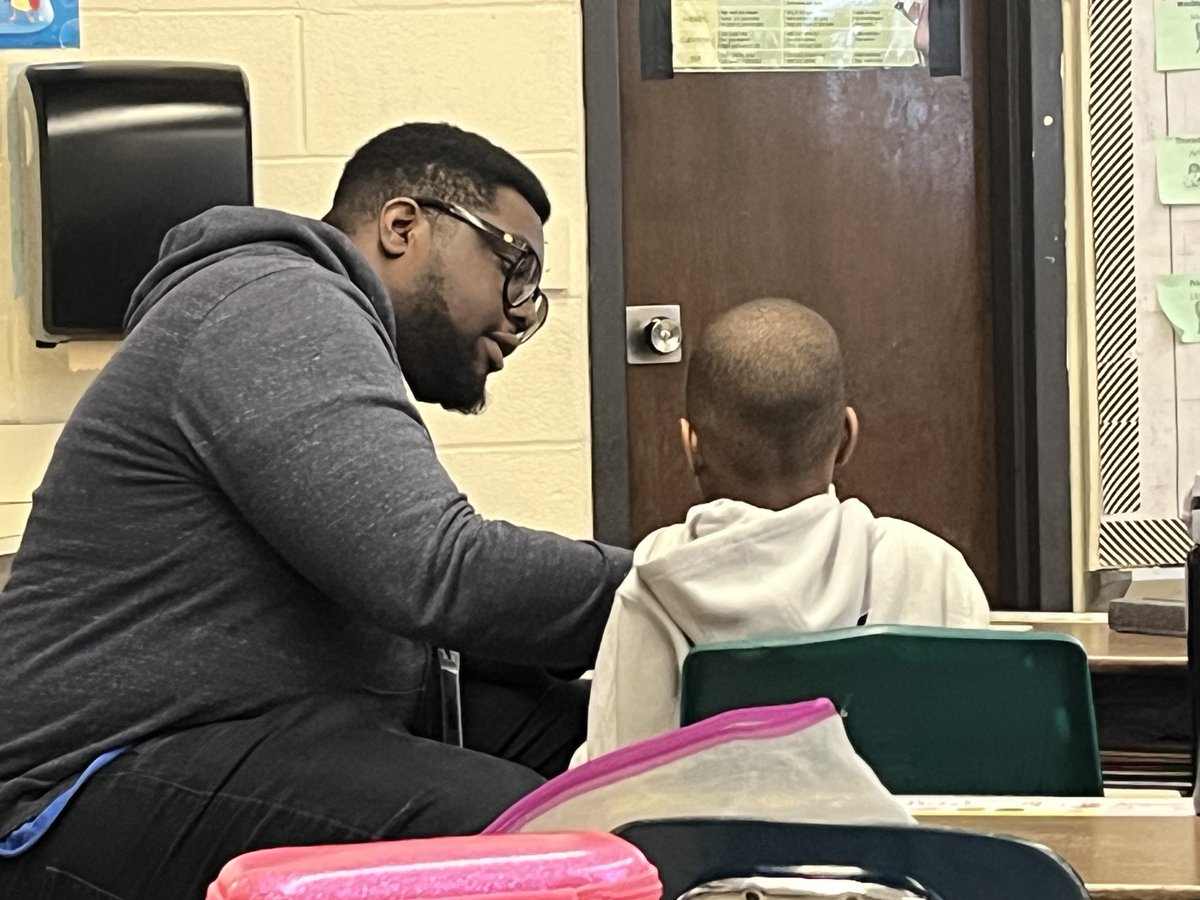 VMESMustangs tweet media