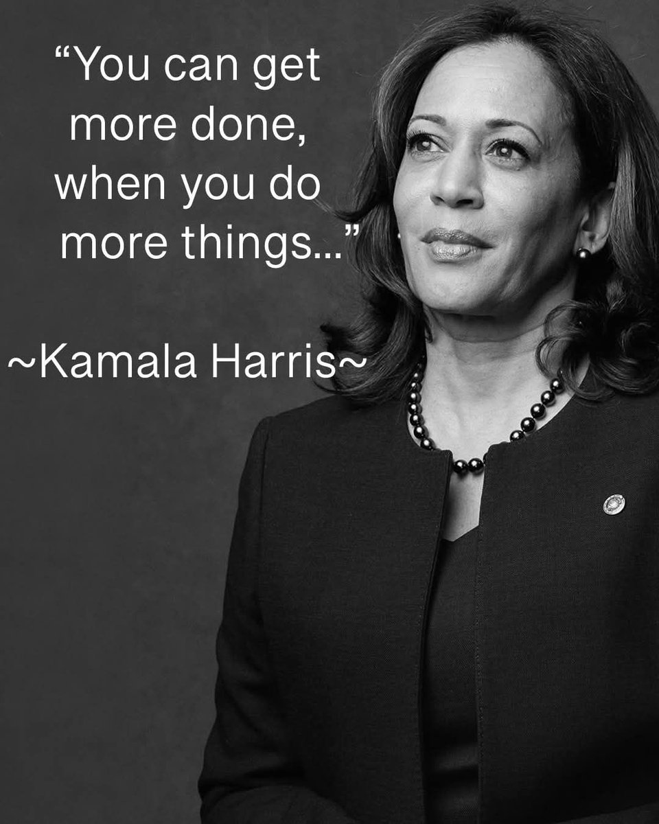 GodsAmericans's tweet image. ~ Graduate with a degree in "Word Salad Mixes"
~ mgf ~ #God #wordsalad #OhNo #neveragain #byebye #irrelevant #AmericaFirst #GodBlessAmerica #MAGA