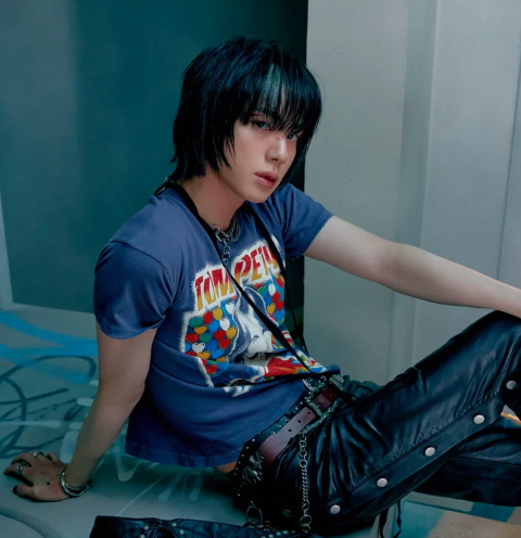 About Music tweet media