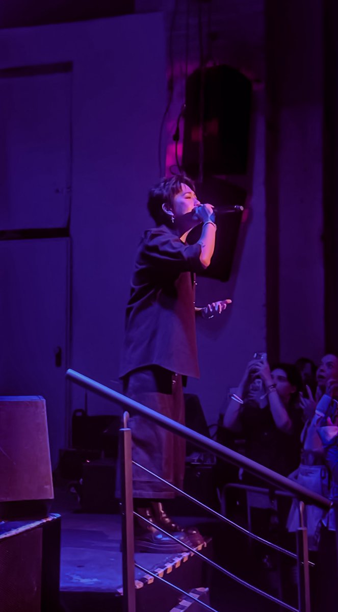 avaloninmotion's tweet photo. Bloo- Out of the Bloo Cologne September 2025

 #KHipHop #KoreanHipHop #LiveMusic #ConcertPics #OnStage #TourLife #MusicPost https://t.co/d5k96HnO35