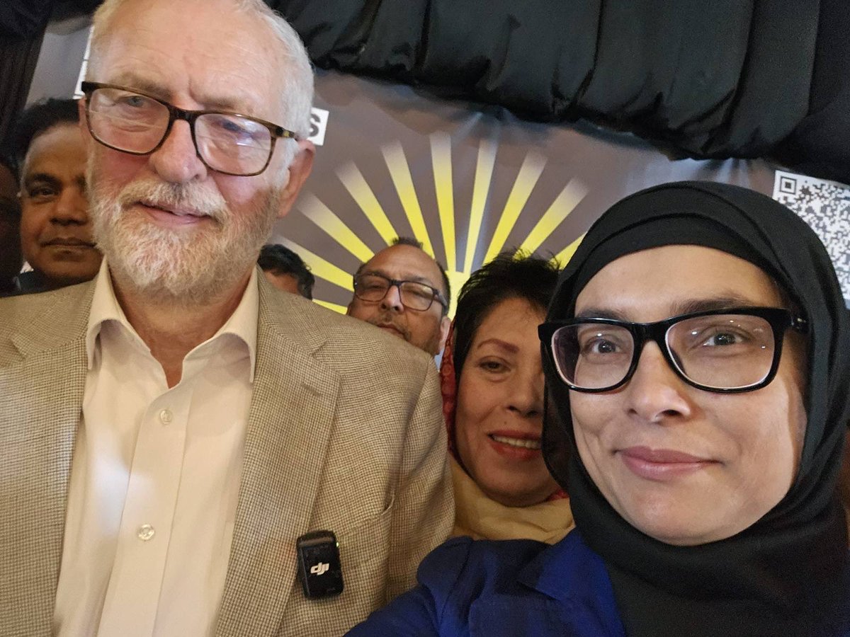 RedbridgeIndys's tweet photo. Absolutely amazing event organised by our colleagues at @NewhamIndParty last night. There must have been a thousand people in attendance!

Packed with amazing speakers such as Jeremy Corbyn MP, Iqbal Mohamed MP, Cllr Mehmood Mirza (the next Mayor of Newham) and Cllr Sophia Naqvi. 

We had the privilege of our very own party leader Vaseem Ahmed and Cllr Noor Jahan Begum being invited to speak. 

The map of East London is changing! Come and join our independent movements in Redbridge and Newham. Let’s make change together at the local elections in May 2026!