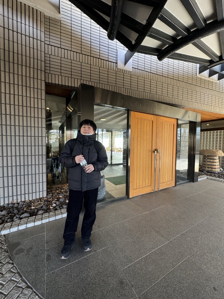 H_Menagerie's tweet photo. ㊗️日本映像グランプリで「MOSS」が優秀作品賞を受賞しました。

『MOSS』に関わってくれたスタッフ・キャストの皆様、映画祭関係者の皆様に心から感謝いたします。
喜びとともに、作品づくりに向き合う気持ちをあらためて確認できました。本当にありがとうございました。
#MOSS
#日本映像グランプリ https://t.co/uWIG482ciX