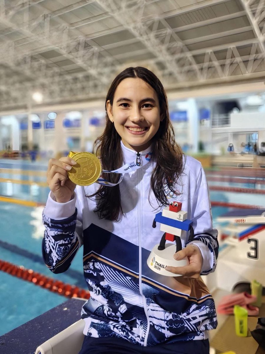 Lỗi đặt cờ khiến kình ngư đập đầu vào thành bể ở SEA Games 33 3 Gold is hard to come by in SEAsia Swimming for Thais, #Singapore and #Vietnam have done well, this parity is good for the sport/Congrats to Mia Millar for winning this backstroke, 1st