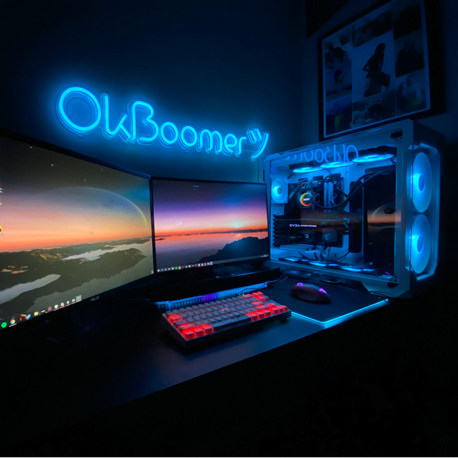 swat_io_qa's tweet photo. Introducing the ultimate coding setup! 🔥💻 This workstation is a perfect blend of beauty and functionality that'll make you go "WOW"! 🤩

#UltimateCodingSetup #ProductivityBoost #StunningWorkstation #CodingGoals https://t.co/8LhQiuLQBf