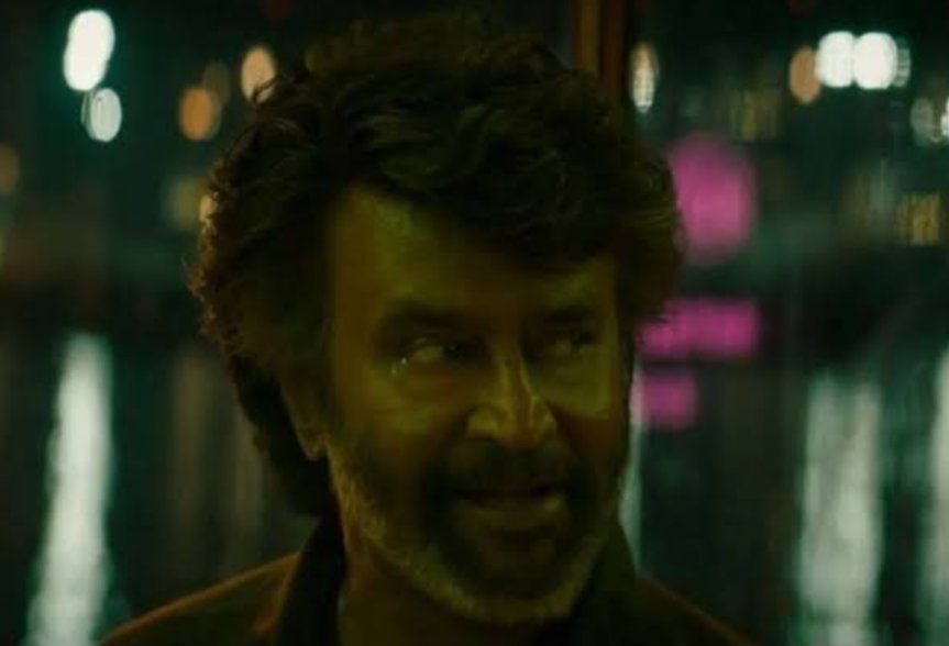 sidvtw's tweet photo. anyone who has seen padayappa rerelease at amb cinemas hyd pls let me know if its playing with subs 🙏 retweet for reach help me out yall https://t.co/yHUFee3Hnn