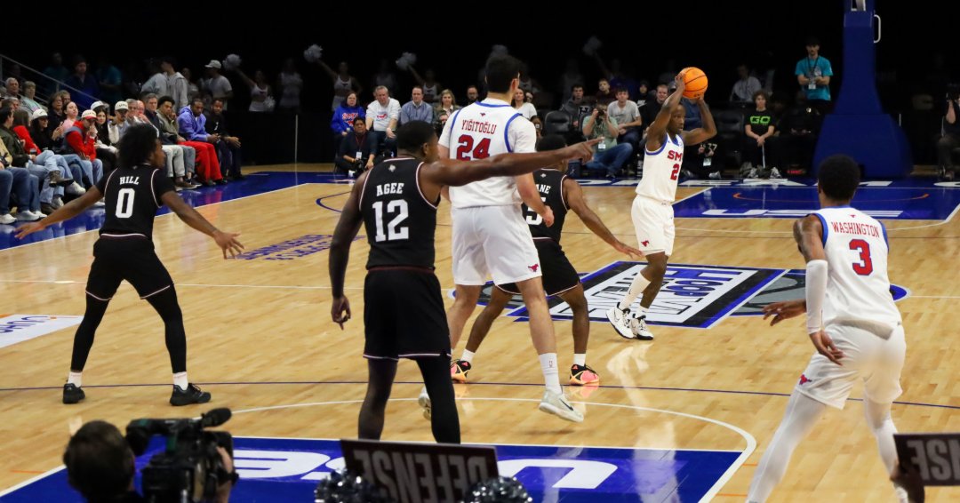 College Park Center at UT Arlington tweet media