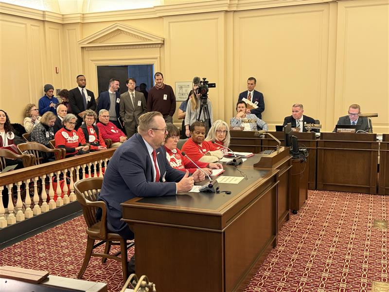 AARPNJ's tweet photo. 🏛️ Yesterday, AARP New Jersey State Director Chris Widelo and AARP volunteers testified at the Assembly Telecommunications &amp; Utilities Committee to oppose A6154.

This bill would raise electric bills for regular people across New Jersey. 🧵⬇️ https://t.co/XIQVmzoBaT