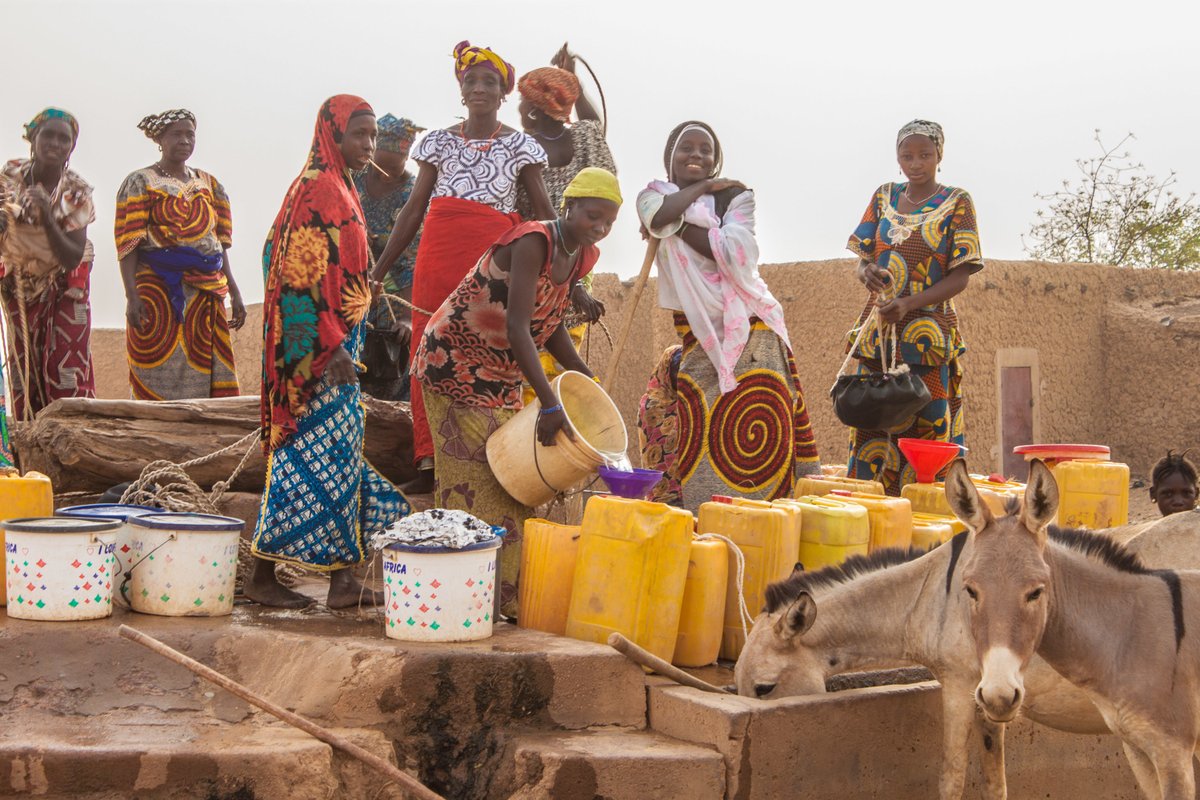 In rural Sub-Saharan Africa, women are on the frontlines of climate change — but often have the fewest resources to adapt. 

A new <a href="/WorldBank/">WorldBank</a> study highlights the constraints and priorities for empowering women to lead on climate adaptation: wrld.bg/XnYO50Xr8kE