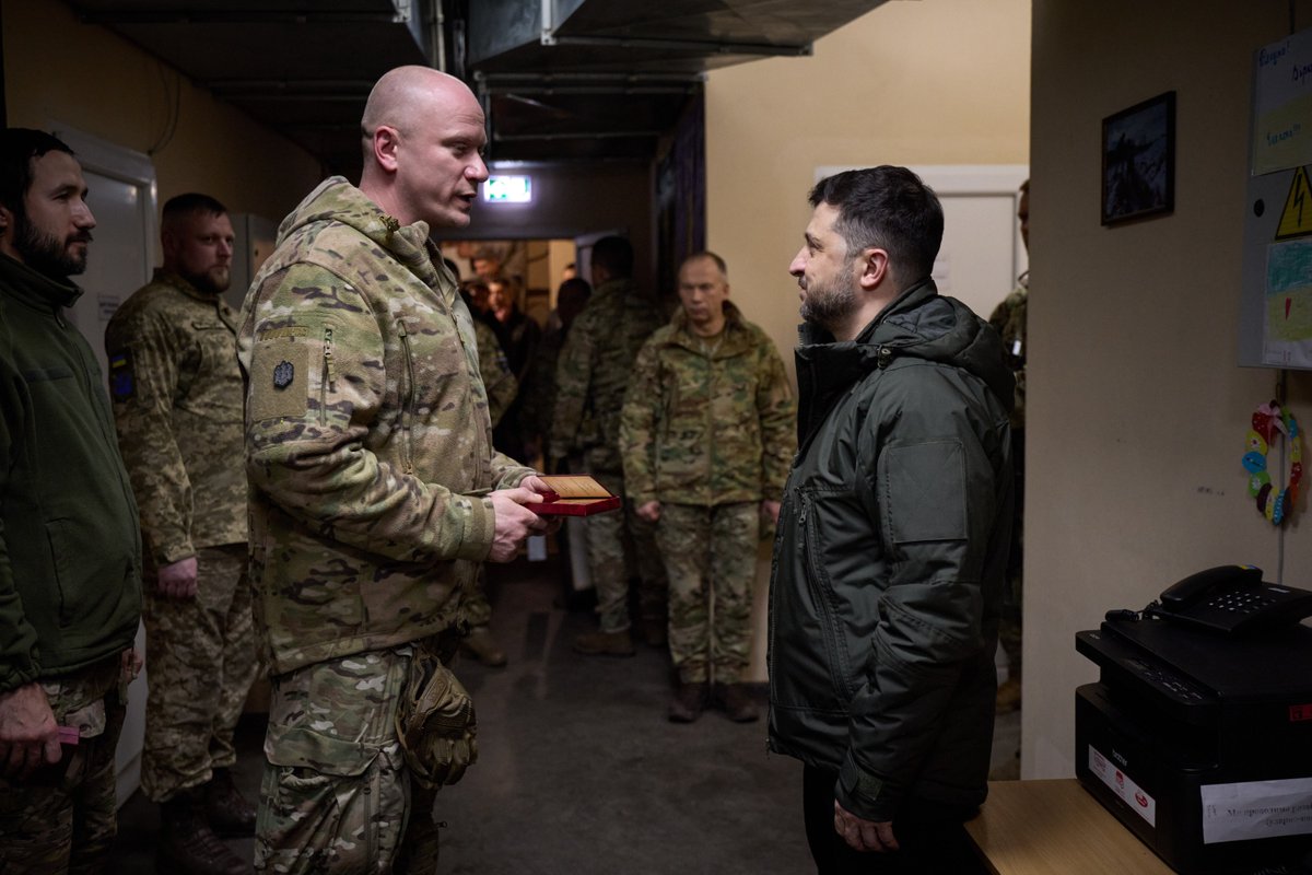 ZelenskyyUa's tweet image. Kharkiv region. At the command post of the Tactical Group Kupyansk, I heard a report on the frontline situation – the progress of the operation to locate and destroy the remaining enemy forces in Kupyansk, and the further defense of the city. We also discussed the warriors'…