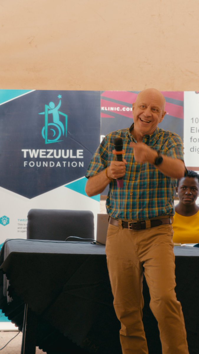 SimplifiNetwork's tweet photo. On 9th December, Simplifi Networks visited @SkillsKlinic in Bukoto for an entrepreneurship session led by our CEO @ken_stober . He shared his journey of building Simplifi from the ground up, the failures, lessons, and bold decisions that shaped our growth.

#Entrepreneurship https://t.co/ksFtA85fel