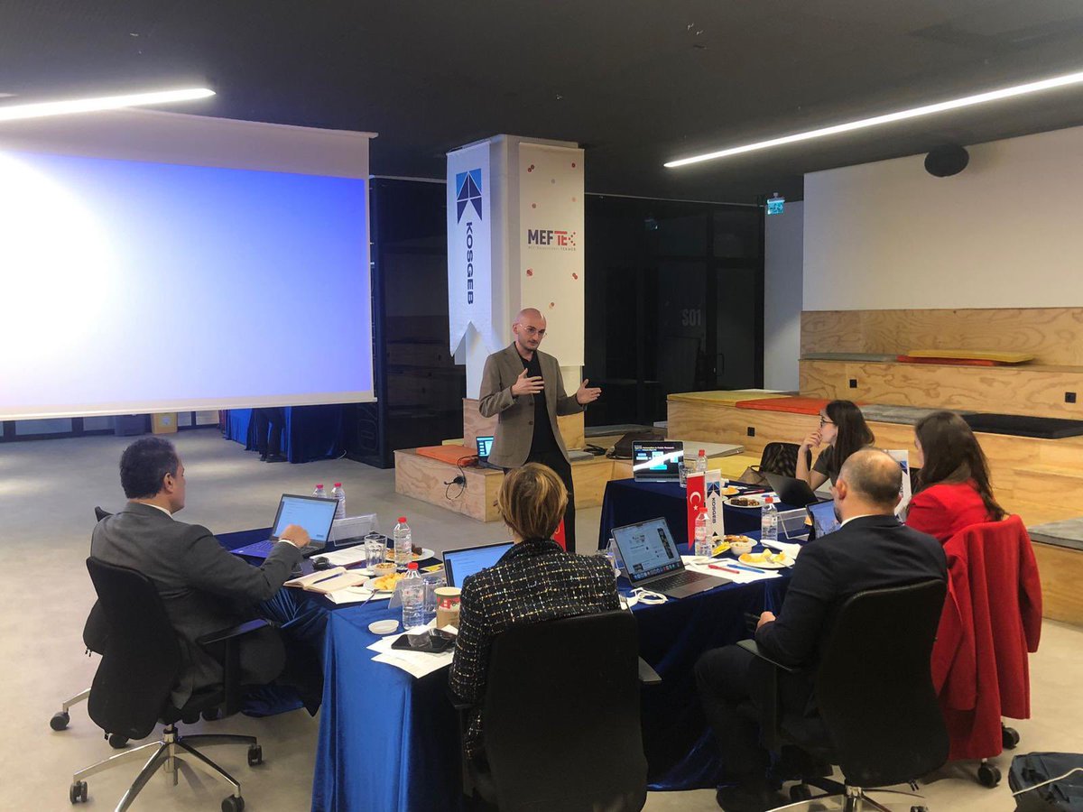 Girişimci Destek Program - İş Geliştirme Desteği kapsamında 13 girişimci jüri değerlendirmesi MEF TEKMER’de gerçekleşti. Açılış, MEF Üniversitesi Rektörü Prof. Dr. Muhammed Şahin tarafından yapıldı. KOSGEB yöneticilerine, jüri üyelerine ve tüm girişimcilerimize teşekkür ederiz.