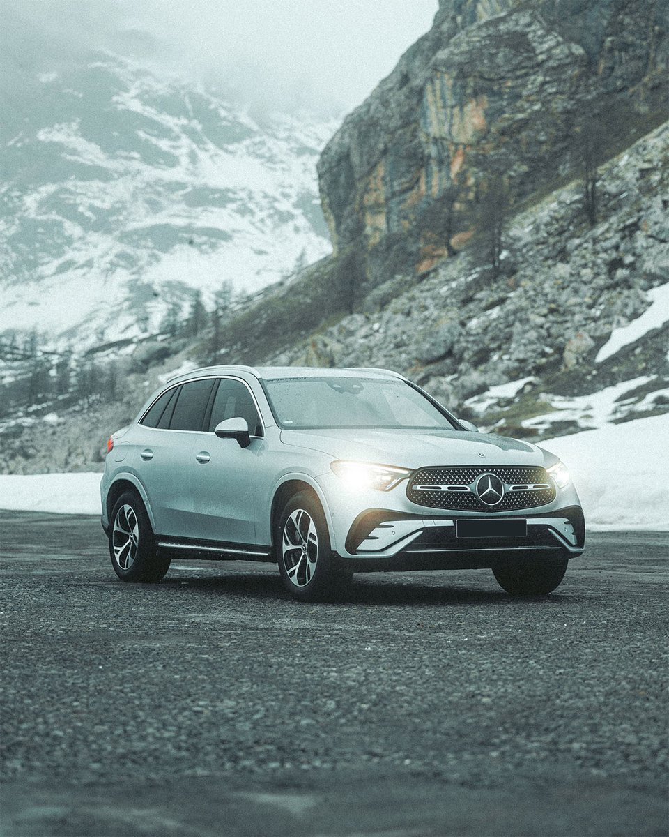 MercedesBenzCS1's tweet photo. 'Tis the season to treat yourself. https://t.co/AihaQC7IPH