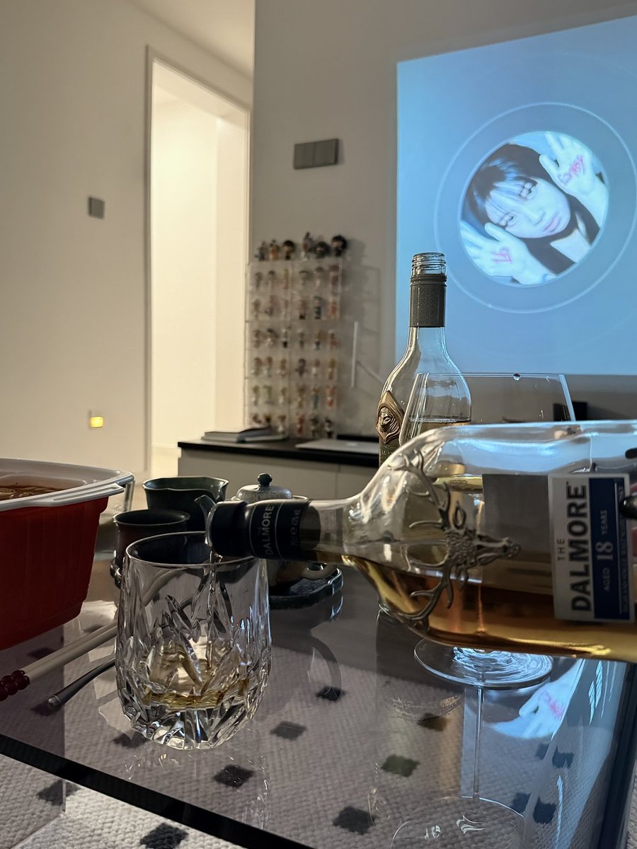 ipgrb4's tweet image. 오늘의 미취향
루란 로우 딩샹 반달 화이트
다모 18
부드럽고 입에 착 감기는 맛