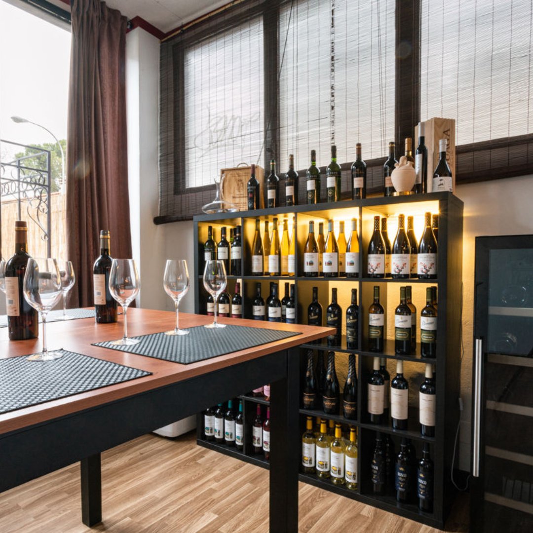 HolaPlace tweet media