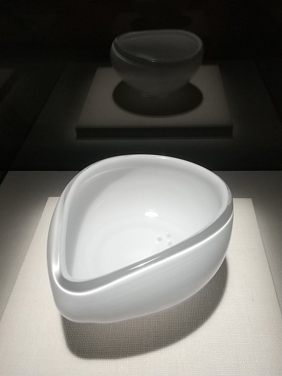 杉本氏の茶道具コレクション マヤの壺が水指になっていた😄 3、4枚目は