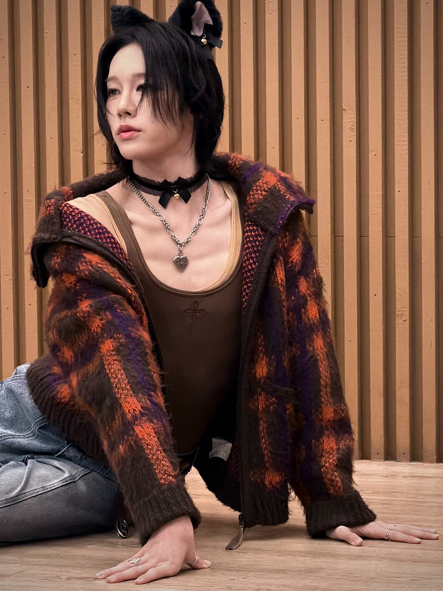 kitty kitty 🙂‍↕️🫴🏻