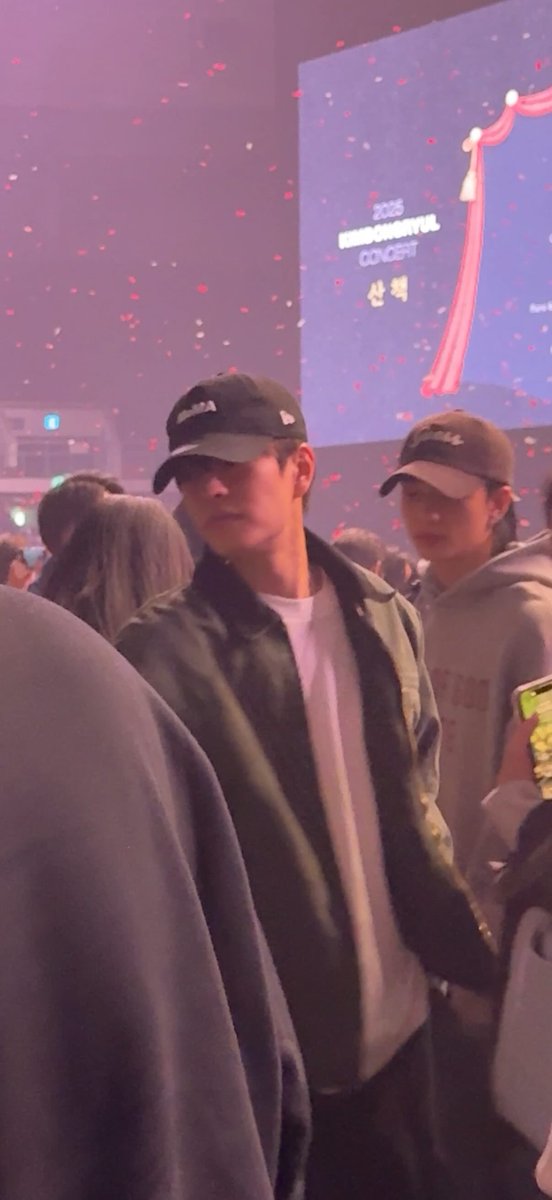 땨미니 tweet media