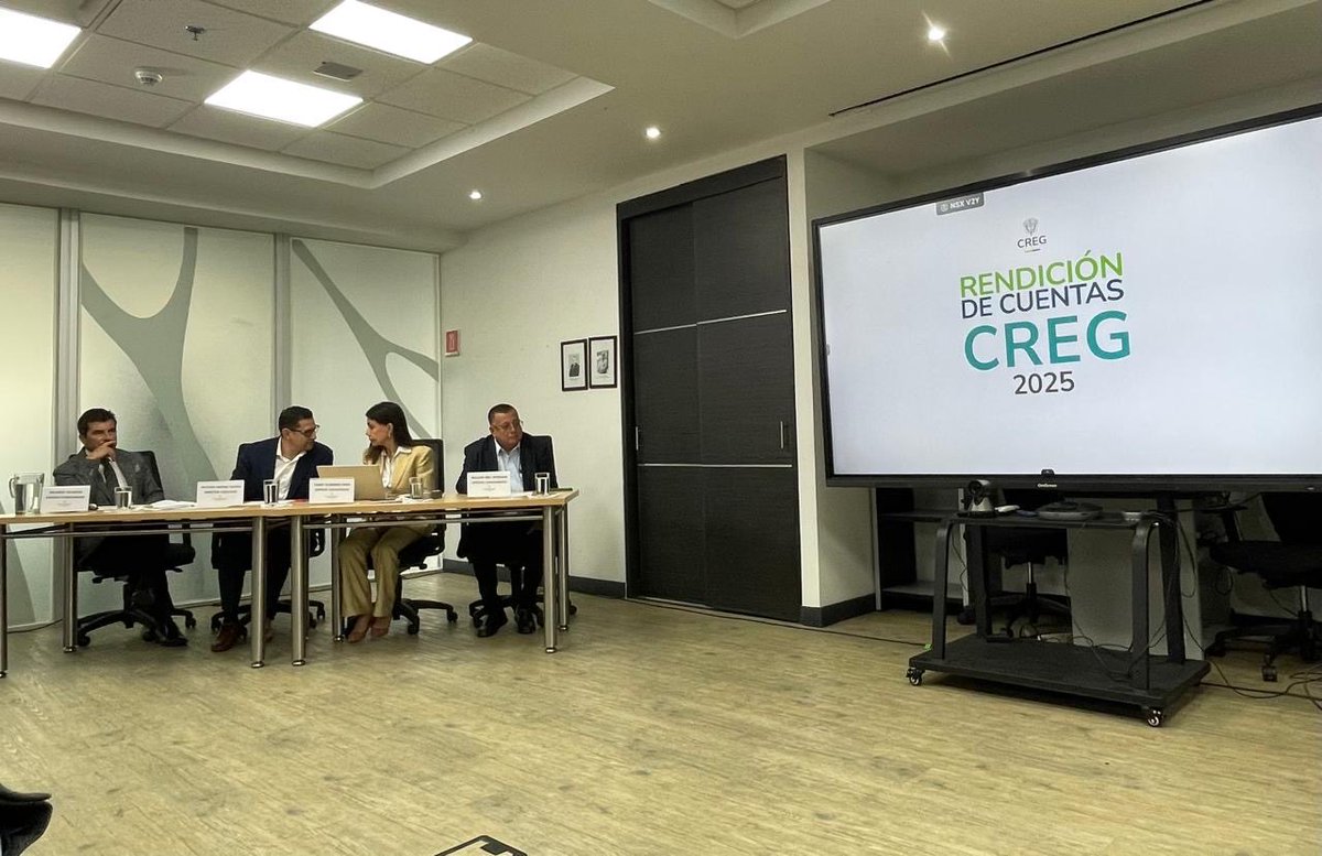 Image for the Tweet beginning: #AEstaHora @asocodis asiste a la