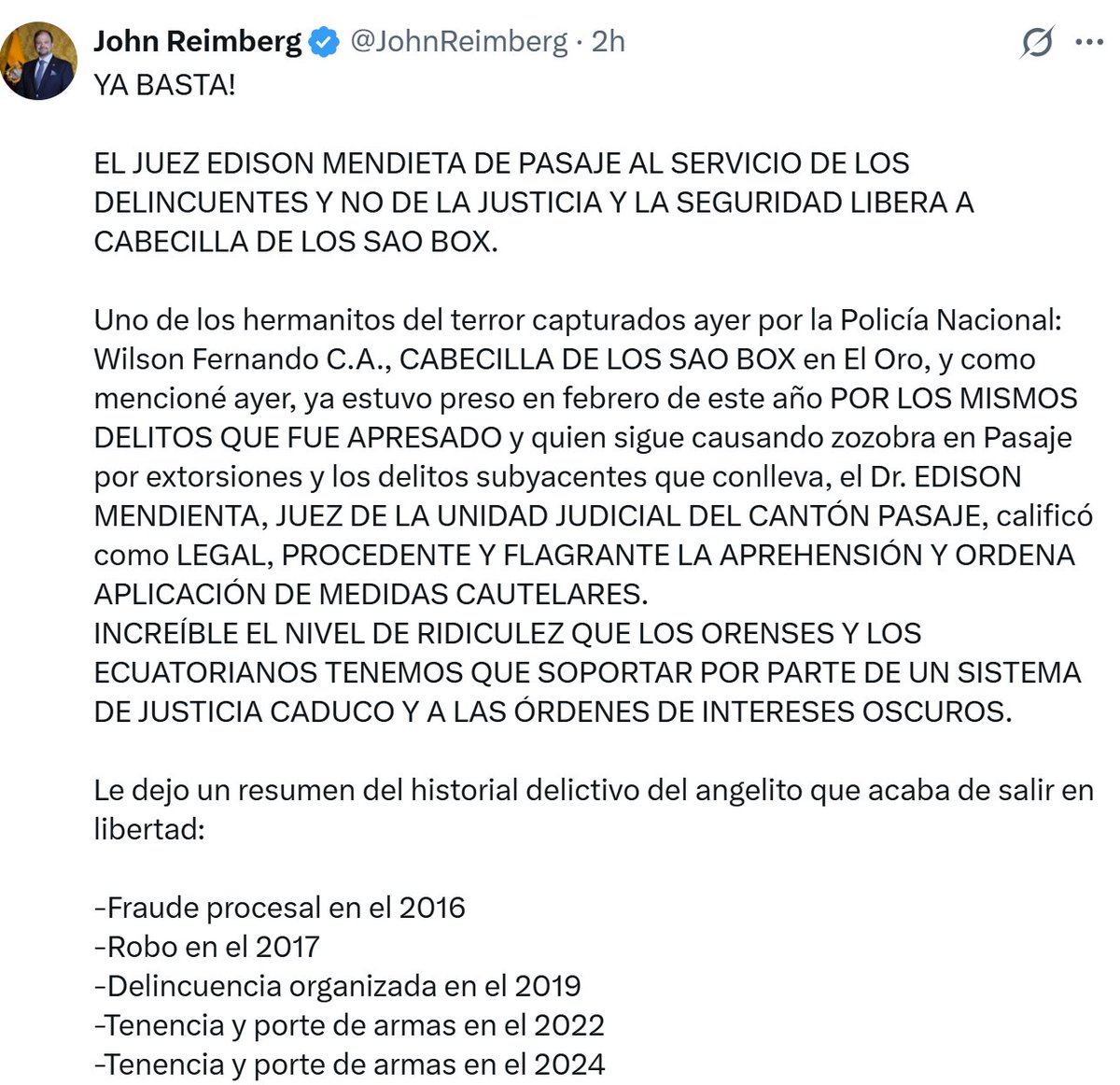 lahistoriaec's tweet photo. Así no se puede. El ministro del Interior, @JohnReimberg, protestó por la libertad otorgada por el juez de Pasaje, Édison Mendieta, a uno de los cabecillas del GDO Sao Box, quien tiene un largo historial delictivo. #ElOro https://t.co/ozPQrhM9Xv