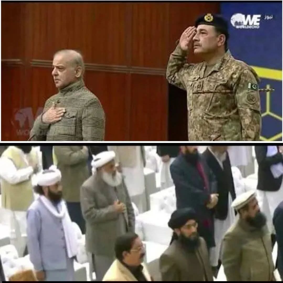 Muhammadwi804's tweet image. مردہ یزید کو گالیاں دینے والے ملا  زندہ یزید کے سامنے
@PTIofficial