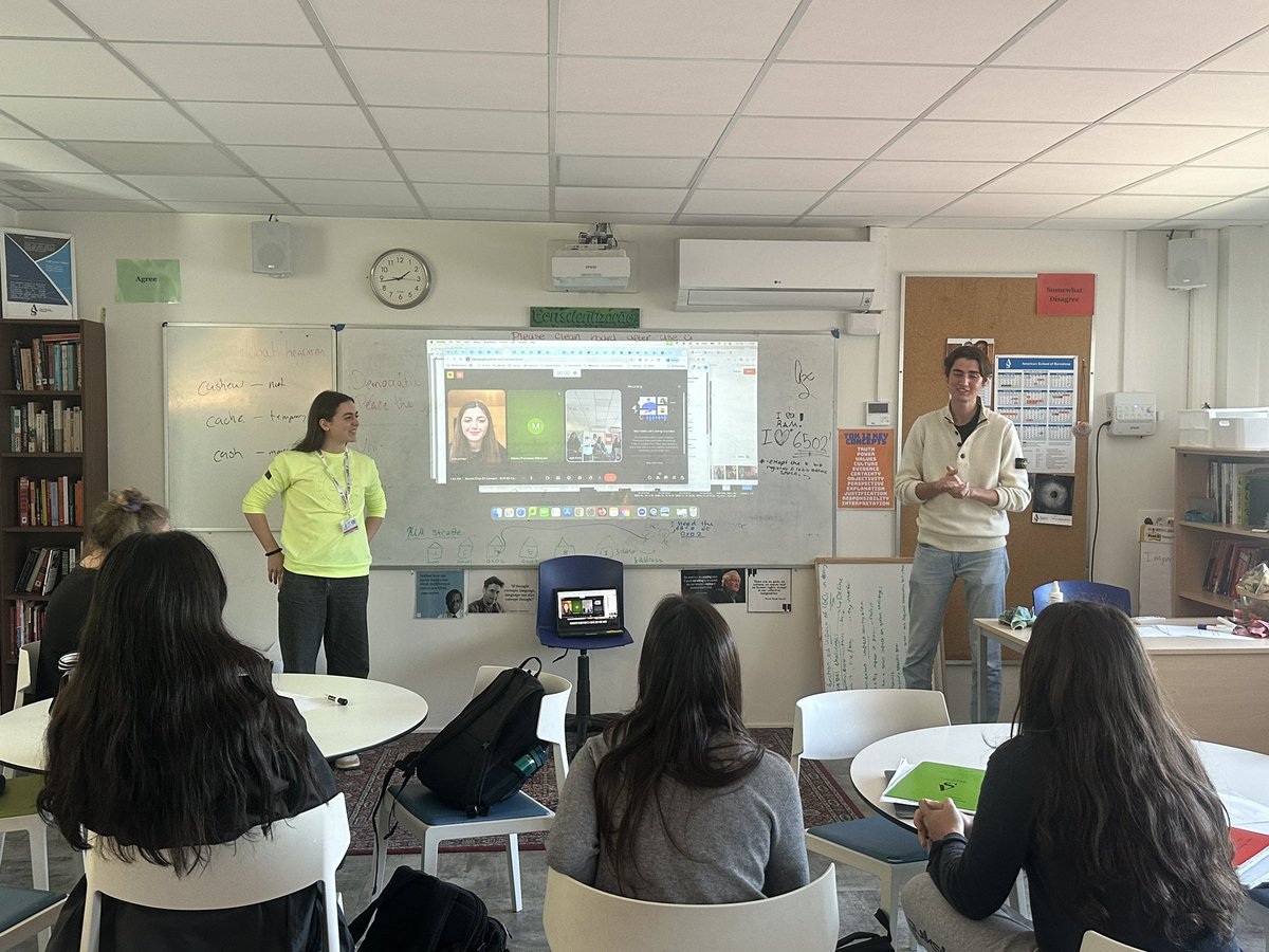 American School of Barcelona tweet media