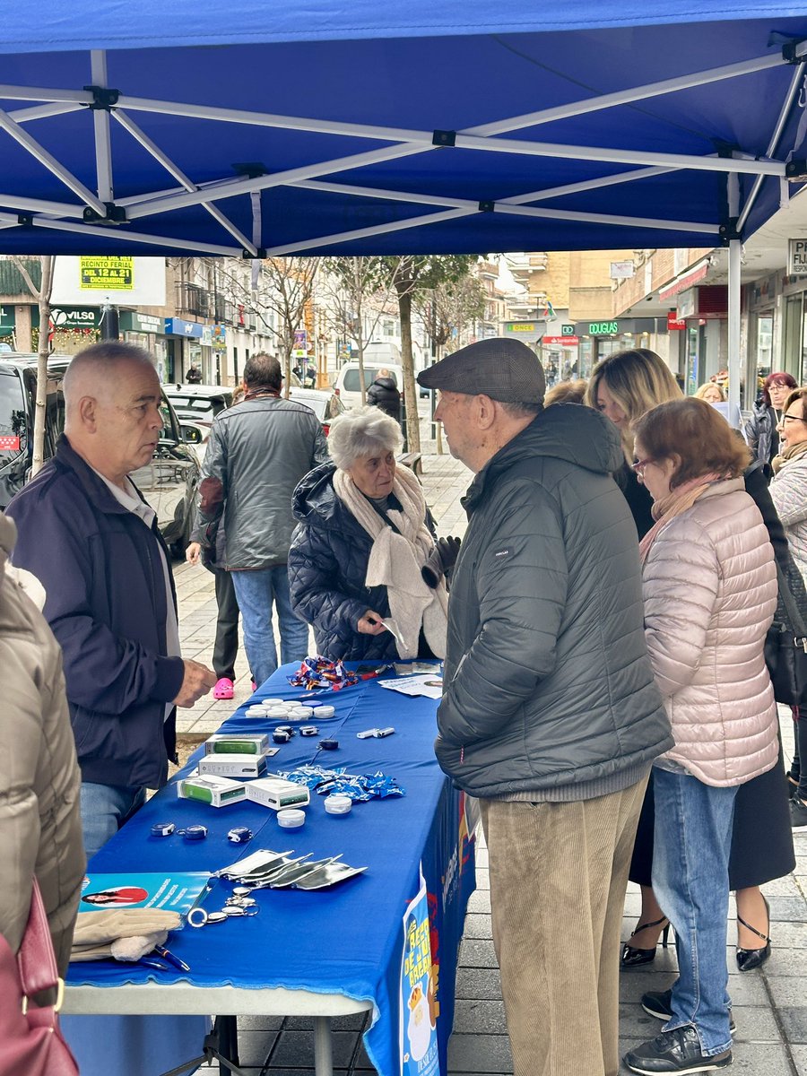 pparganda's tweet image. 🌞 Esta mañana hemos vuelto a estar en la calle con los vecinos para compartir con ellos sus inquietudes.

🧏‍♂️ Escuchar a todos para poder desarrollar nuestras políticas en la gestión municipal está en nuestros genes. 

Gracias a todos.