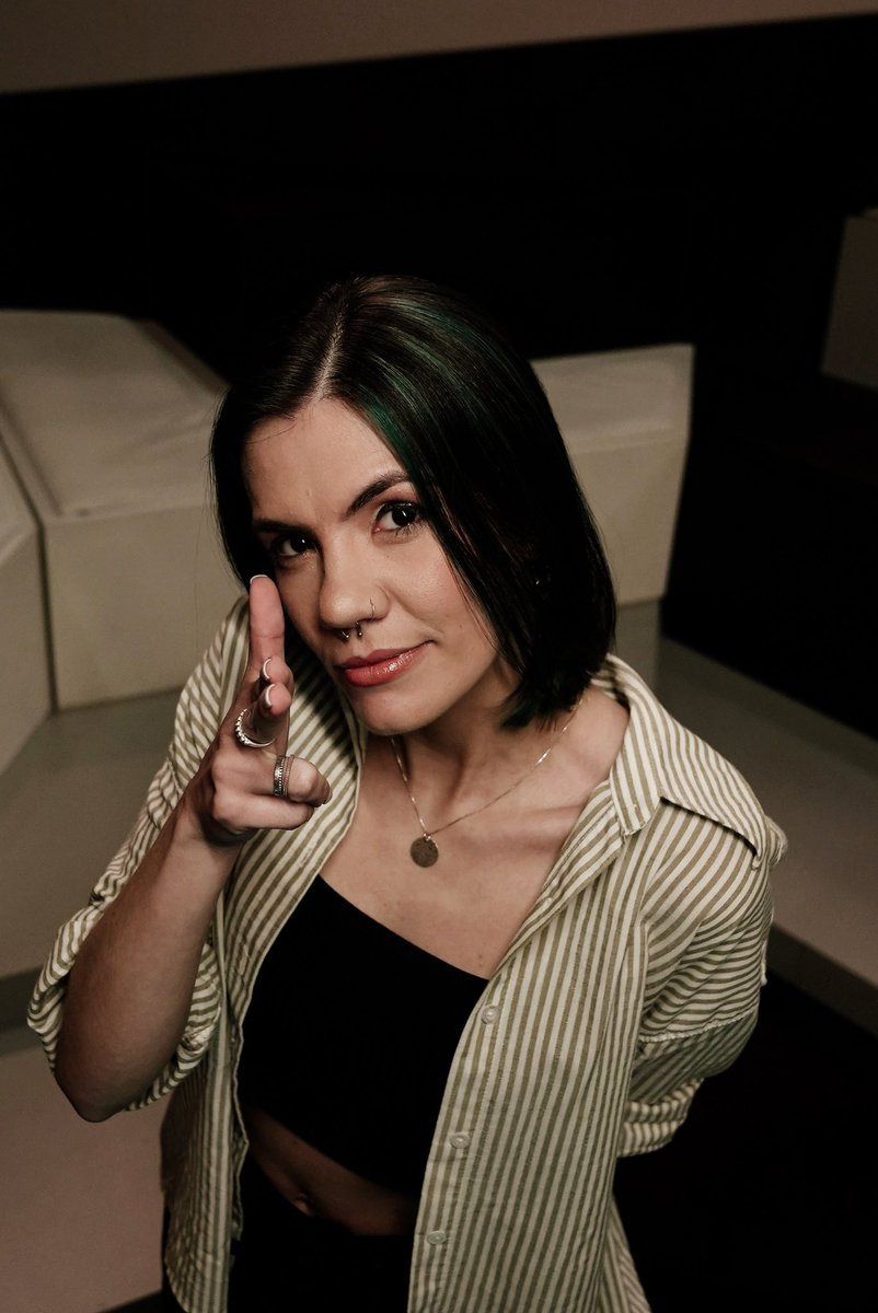 napeRx's tweet image. contrato renovado com a Riot pra 2026 continuar analisando, torcendo, sofrendo, prometendo o cabelo e contando historias no circuito do VCT!

📄✍🏻

a mãe diNaper continua 🔮