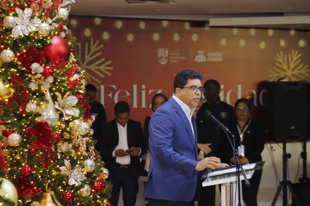 CND certifica a 163 policías municipales 👮‍♂️👮‍♀️ de Santo Domingo Este como multiplicadores en prevención del consumo de drogas.

Formación busca fortalecer seguridad y bienestar en el entorno de las escuelas y de las familias.

Amplíe: bit.ly/44KGzCL

<a href="/alcaldiasde/">santodomingoeste</a>