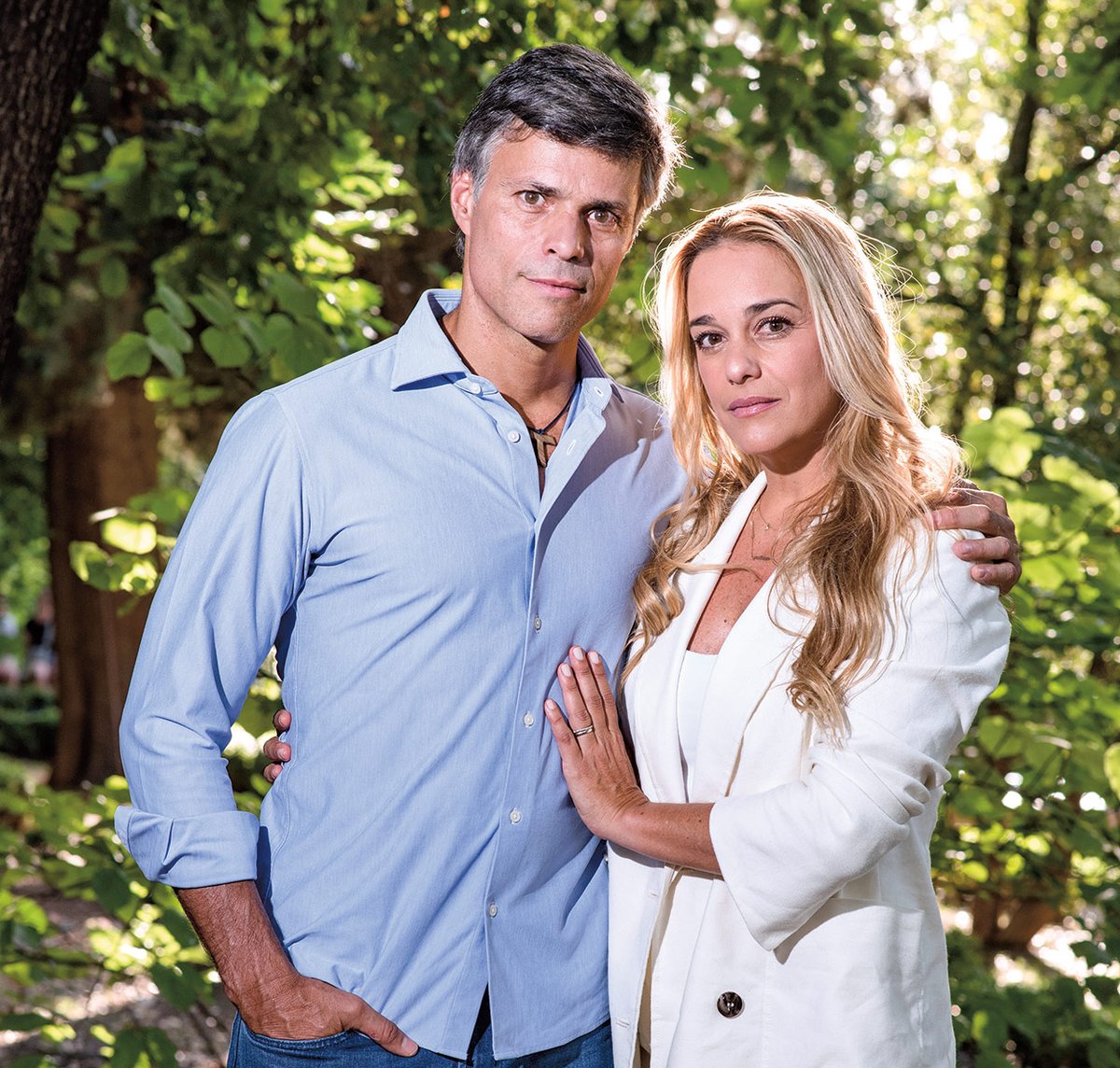 Ambas parejas demuestran que, en tiempos de profunda crisis social, el público tiende a filtrar la realidad a través de la emoción, priorizando la simbología (el desafío, el amor trágico, la resistencia) sobre los detalles incómodos (los crímenes de los forajidos).
#forajidos