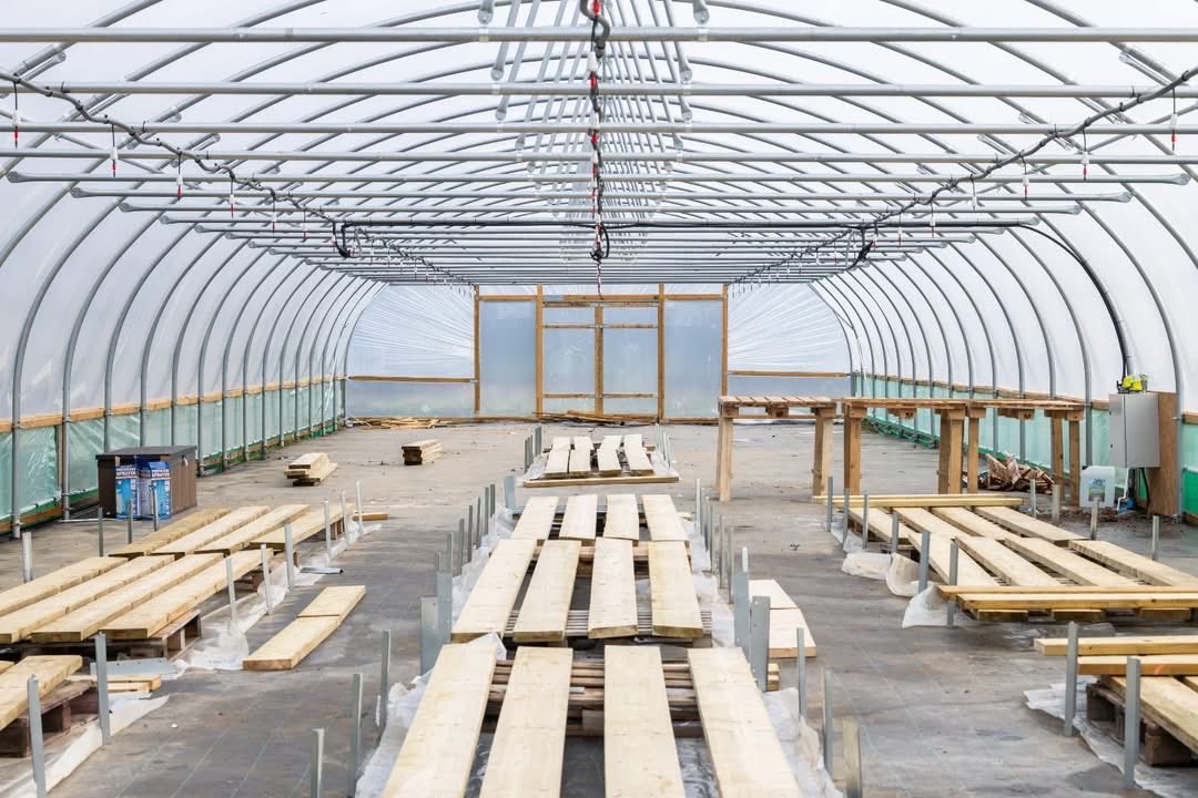 RAFNortholt's tweet photo. 40 tonnes of top soil &amp; 15 tonnes of wood chipping later &amp; our polytunnel is really starting to take shape. Huge thanks to our hard working Committee &amp; volunteer network for making this happen. Looking forward to planting &amp; growing in early 2026 🤞😊 https://t.co/3opJYHmI8W