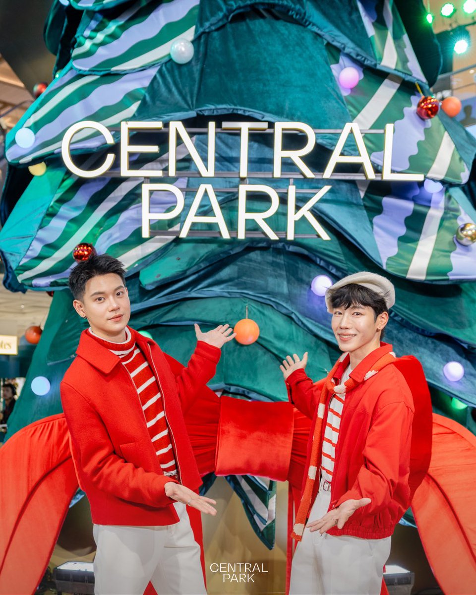 centralparkBKK's tweet photo. ✨ Central Park Christmas Edition: The 1st Christmas Tree Lighting Ceremony has officially wrapped.

Thank you for spending this magical night with YinWar and Central Park Christmas Edition —
your smiles truly lit up the evening. 🕯️💛

Here’s to a season filled with light, warmth, and moments we’ll never forget. 🎄✨

#CentralParkBangkok
#CentralParkChristmasEdition
#CentralParkXmasEditionxYinWar
#YinWar #หยิ่นวอร์