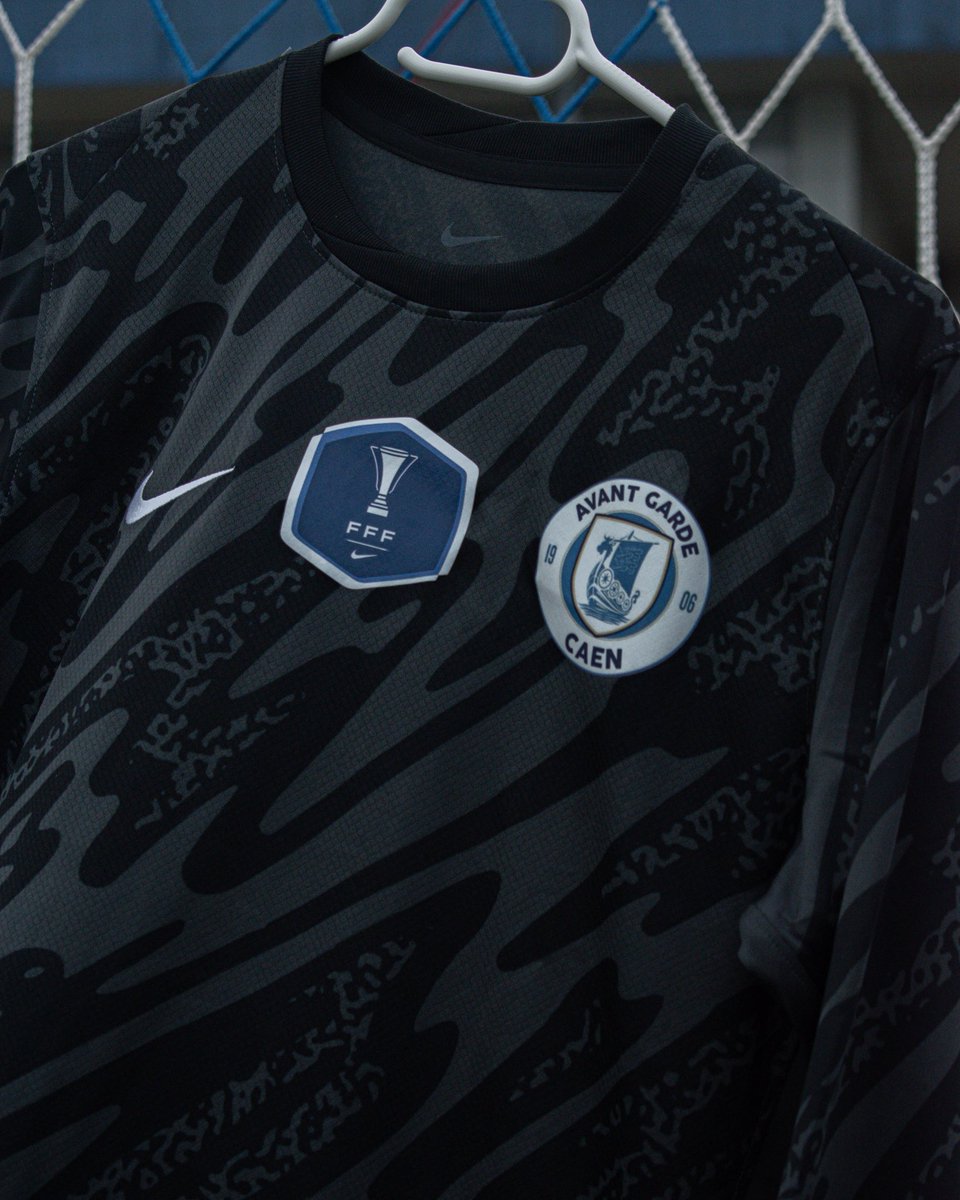 𝑬𝒏 𝒃𝒍𝒆𝒖 💙

Nos joueuses arboreront une tunique bleue pour cette rencontre de prestige face au <a href="/PSG_inside/">Paris Saint-Germain</a> 

#agcpsg #AgCaen #AGC #teamAGC