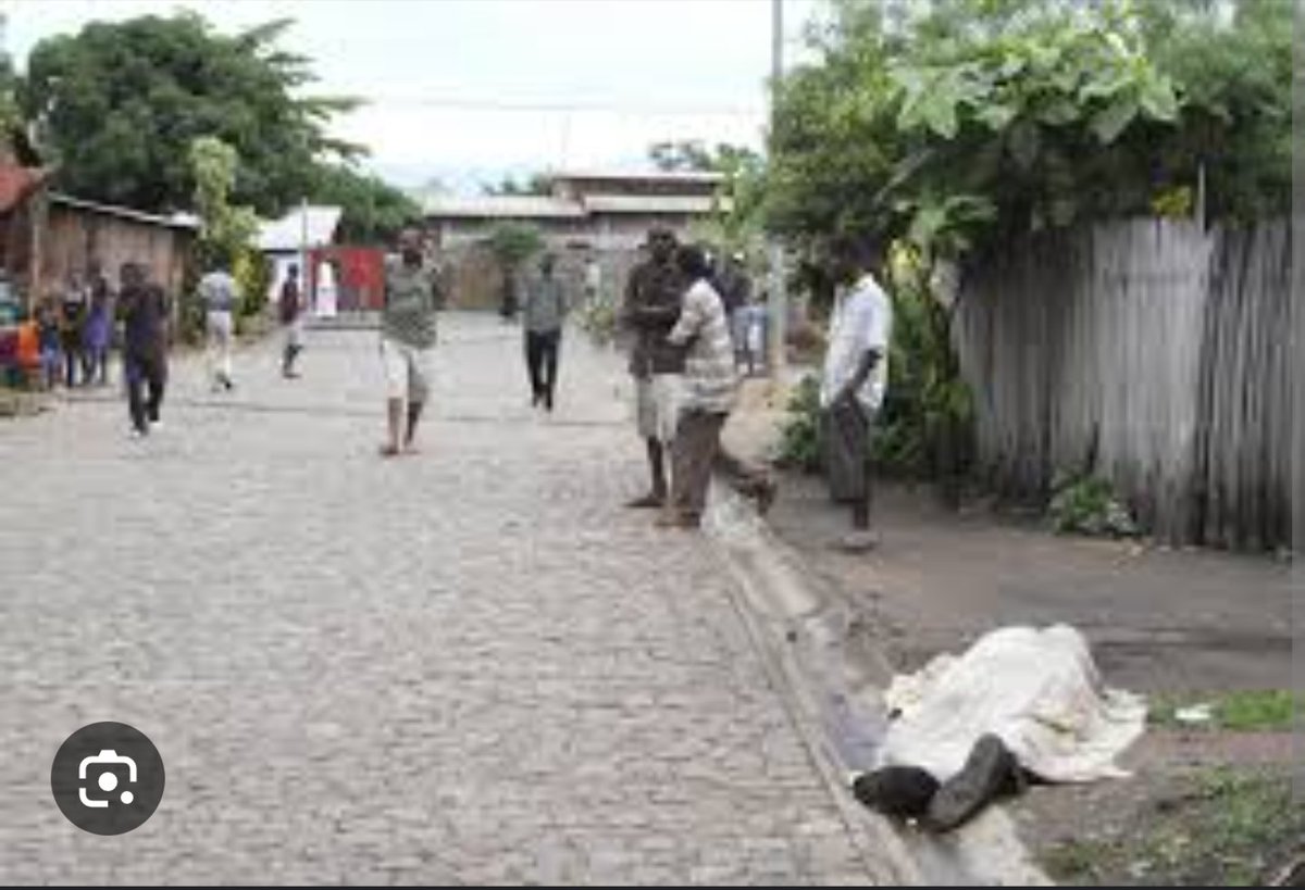 Ns refusons l’impunité. Ke cette commémoration rallume notre mobilisation collective pr la vérité,la réparation et la protection des DH. Justice pr les disparu(e)s,pr les victimes de violences sexuelles,pr les exécuté(e)s: justice pr tous. <a href="/DefendDefenders/">DefendDefenders</a>  #Bdi #1212Massacres