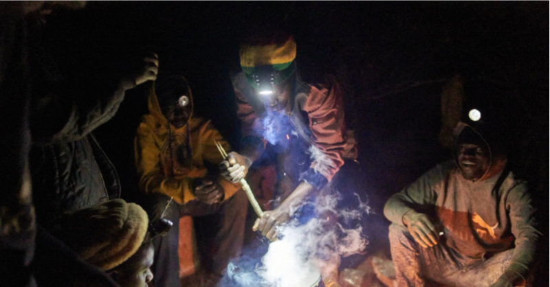 TheAfricaReport's tweet photo. Zimbabwe’s move to double gold royalties to 10% and tighten tax deductions threatens to deter major investment and fuel massive smuggling by small-scale miners who produce 75% of the nation’s gold.