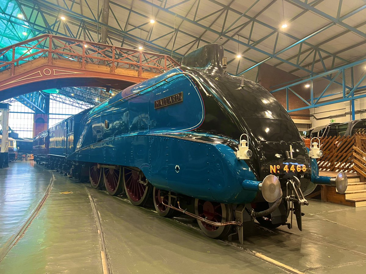 Lorna Jane Tooley tweet media