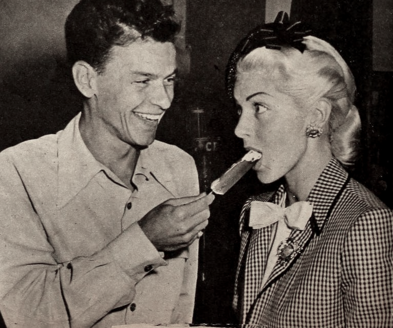 CircusIceCream's tweet photo. Frank Sinatra was born this day in 1915. Now this is how you treat a lady. 25% off a retail box of Blue Bunny Homemade Vanilla Bars today. https://t.co/vC7d6yhcOE